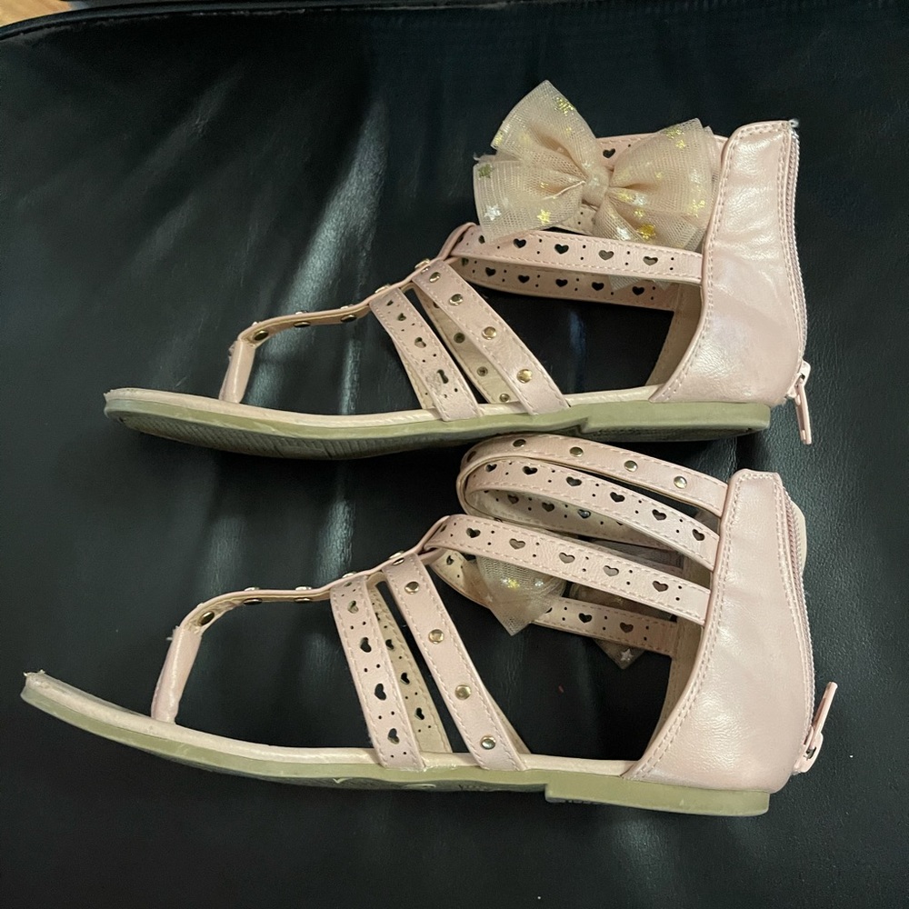 Girls sandals size 2